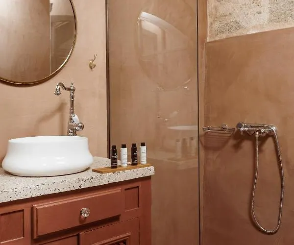 Saray Monumental Luxury Medieval Town, Rhodes Bed and breakfast *